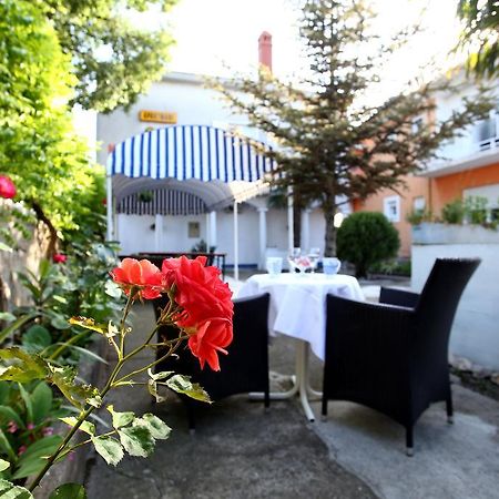 Rooms & Apartments Soline Nuove Biograd Na Moru Exteriör bild