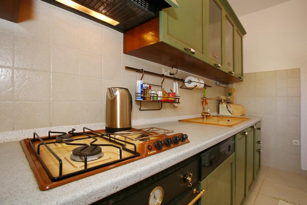Rooms & Apartments Soline Nuove Biograd Na Moru Exteriör bild