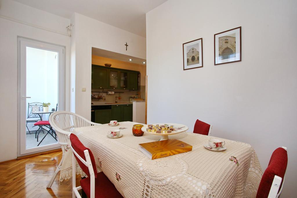 Rooms & Apartments Soline Nuove Biograd Na Moru Exteriör bild