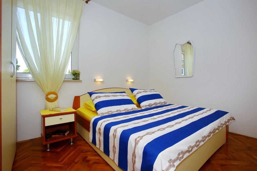 Rooms & Apartments Soline Nuove Biograd Na Moru Exteriör bild