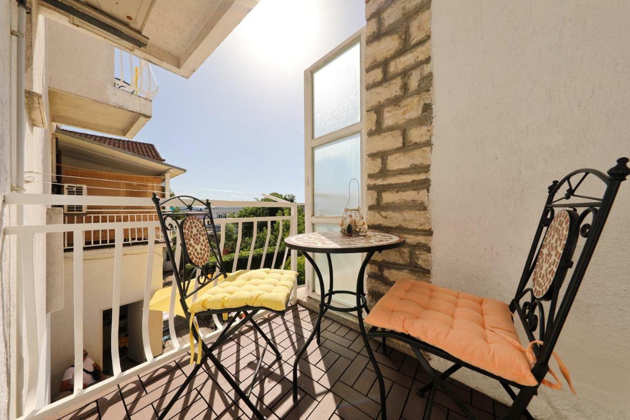 Rooms & Apartments Soline Nuove Biograd Na Moru Exteriör bild